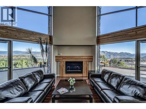 3205 Skyview Lane Unit# 205, West Kelowna, BC - Indoor Photo Showing Living Room With Fireplace