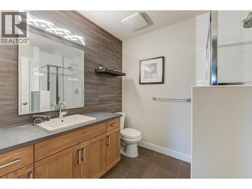 3205 Skyview Lane Unit# 205, West Kelowna, BC - Indoor Photo Showing Bathroom
