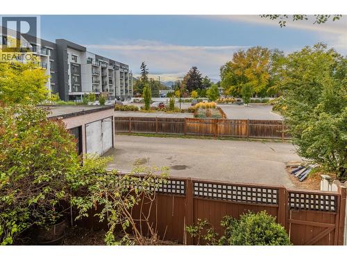 6973 Cummins Road, Vernon, BC - Outdoor