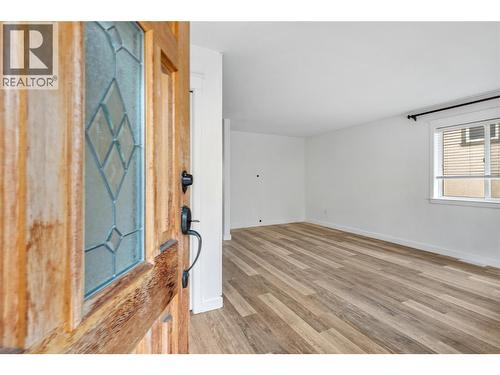 6973 Cummins Road, Vernon, BC - Indoor Photo Showing Other Room