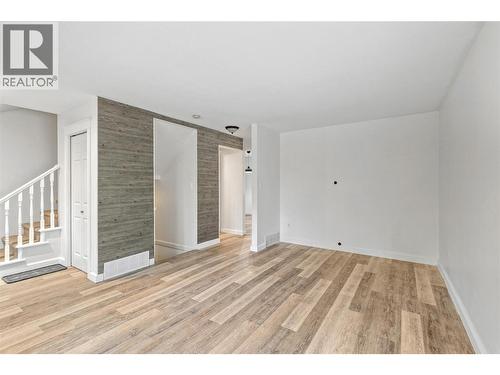 6973 Cummins Road, Vernon, BC - Indoor Photo Showing Other Room