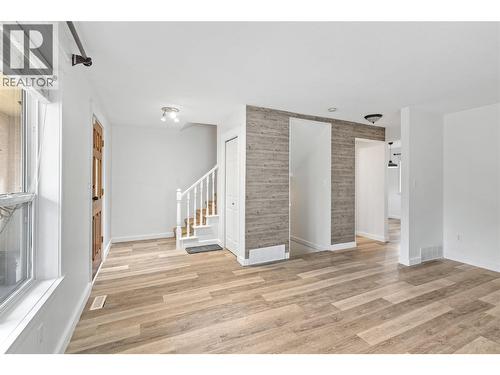 6973 Cummins Road, Vernon, BC - Indoor Photo Showing Other Room