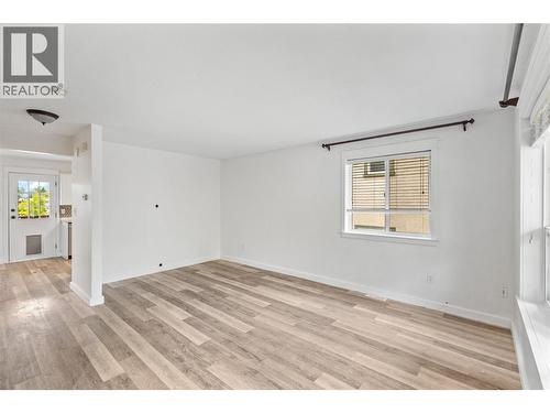 6973 Cummins Road, Vernon, BC - Indoor Photo Showing Other Room