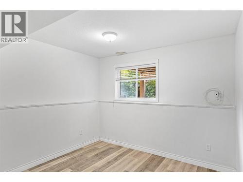 6973 Cummins Road, Vernon, BC - Indoor Photo Showing Other Room