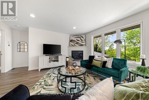 29 Northview Lane, Quinte West (Murray Ward), ON - Indoor Photo Showing Living Room With Fireplace