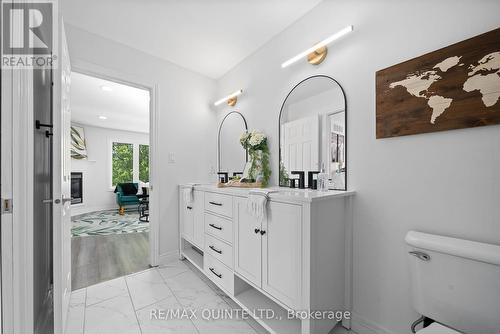 29 Northview Lane, Quinte West (Murray Ward), ON - Indoor Photo Showing Bathroom
