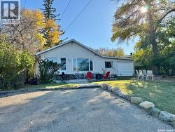 230 Daly AVENUE  Regina Beach, SK S0G 4C0