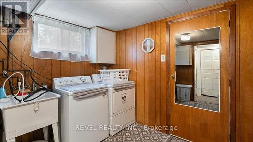 12 Chown Crescent, Belleville, ON - Indoor Photo Showing Laundry Room