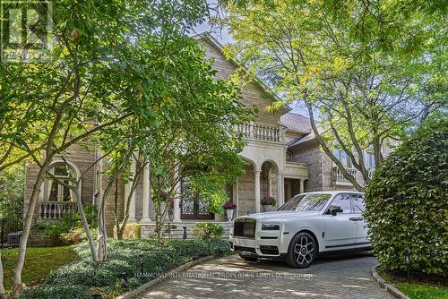 32 Arjay Crescent, Toronto, ON - Outdoor