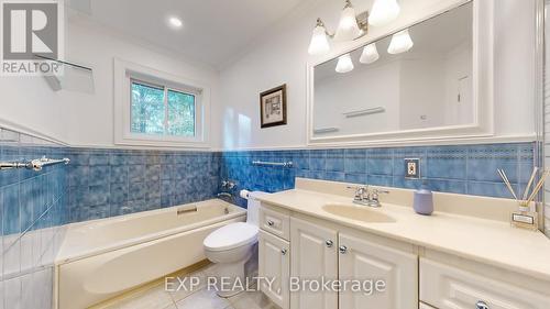 24762 Weirs Side Road, Georgina, ON - Indoor Photo Showing Bathroom