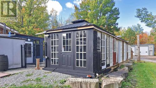 24762 Weirs Side Road, Georgina, ON - Outdoor