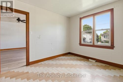 118 Morton Street, Thorold (Allanburg/Thorold South), ON - Indoor Photo Showing Other Room