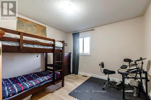 810 Hargrove Trail, Peterborough (Ashburnham Ward 4), ON - Indoor Photo Showing Bedroom