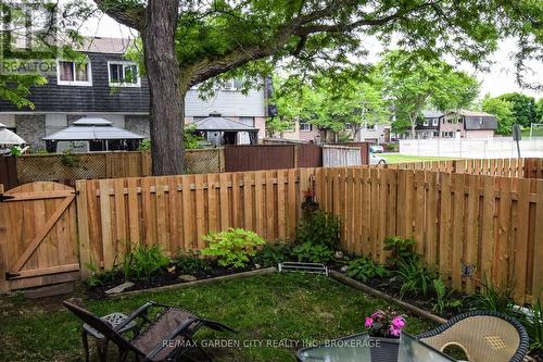 37 - 185 Denistoun Street, Welland (Broadway), ON - Outdoor