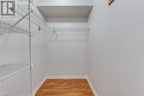 1415 - 135 Hillcrest Avenue, Mississauga, ON - Indoor With Storage