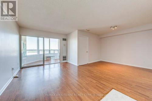 1415 - 135 Hillcrest Avenue, Mississauga, ON - Indoor Photo Showing Other Room