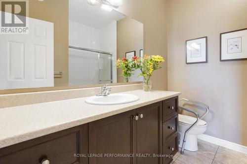 240 Bulrush Crescent, Ottawa, ON - Indoor Photo Showing Bathroom
