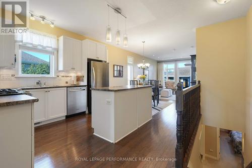240 Bulrush Crescent, Ottawa, ON - Indoor Photo Showing Kitchen With Upgraded Kitchen