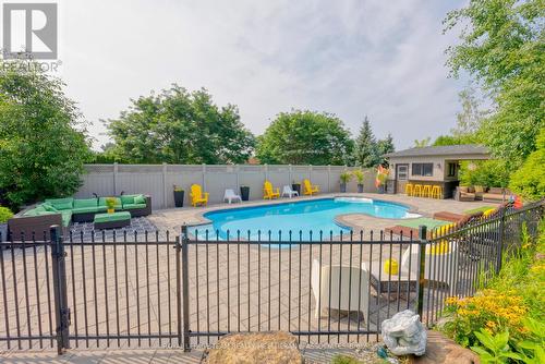 463 Lockmaster Crescent, Ottawa, ON - Outdoor With In Ground Pool With Backyard