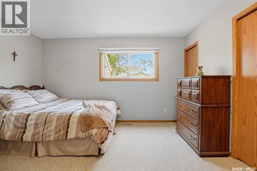 6934 Blakeney Drive, Regina, SK - Indoor Photo Showing Bedroom
