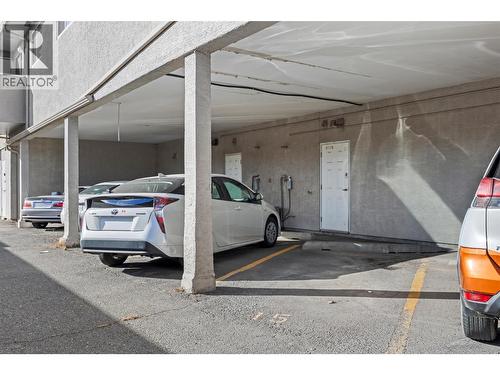 1295 12Th Street Unit# 203, Kamloops, BC - 