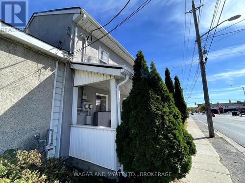 157-159 Centre Street N, Greater Napanee (Greater Napanee), ON - Outdoor