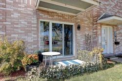 1100 Boul. des Écluses  Sainte-Catherine, QC J5C 2B2