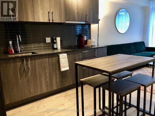 313 - 576 Front Street W, Toronto, ON 