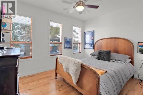 5290 Trepanier Bench Road, Peachland, BC - Indoor Photo Showing Bedroom