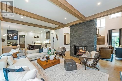 106 Dorothy Drive, Blue Mountains, ON - Indoor Photo Showing Living Room With Fireplace