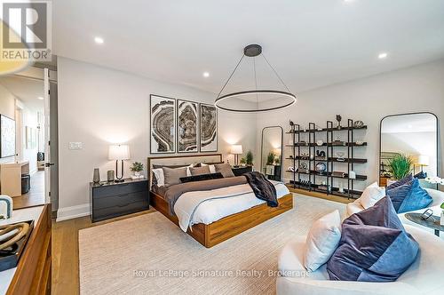 106 Dorothy Drive, Blue Mountains, ON - Indoor Photo Showing Bedroom