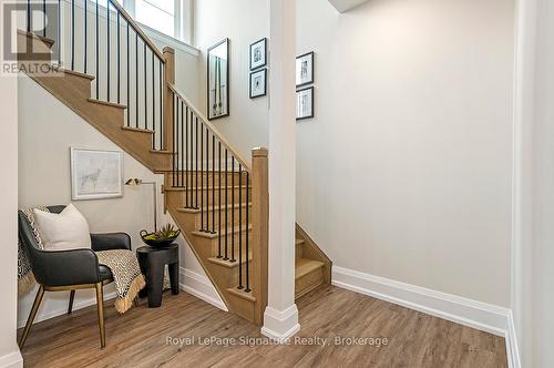 106 Dorothy Drive, Blue Mountains, ON - Indoor Photo Showing Other Room