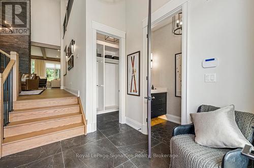 106 Dorothy Drive, Blue Mountains, ON - Indoor Photo Showing Other Room