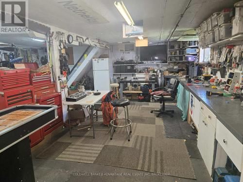 105 Maple Avenue, Welland (Welland Downtown), ON - Indoor