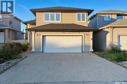 2106 Laurier Crescent E, Regina, SK - Outdoor