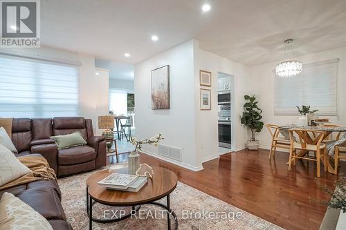 139 Adele Crescent, Oshawa, ON - Indoor Photo Showing Living Room