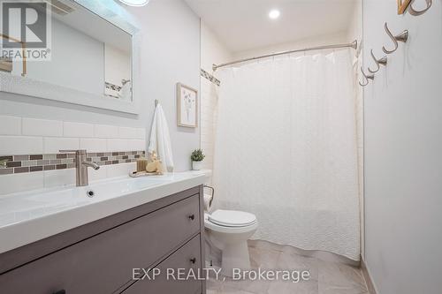 139 Adele Crescent, Oshawa, ON - Indoor Photo Showing Bathroom