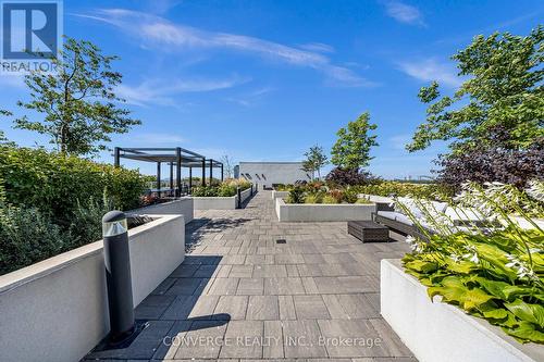 1310 - 3220 Sheppard Avenue E, Toronto, ON - Outdoor