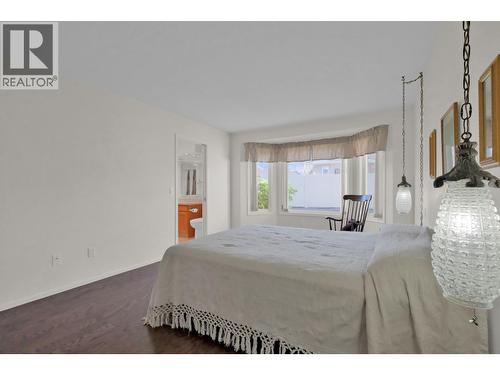 3333 South Main Street Unit# 30, Penticton, BC - Indoor Photo Showing Bedroom