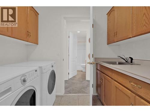 3333 South Main Street Unit# 30, Penticton, BC - Indoor Photo Showing Laundry Room