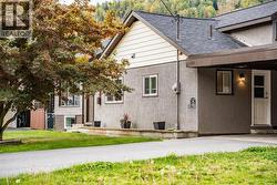 434 3rd Avenue  Rivervale, BC V1R 4V4