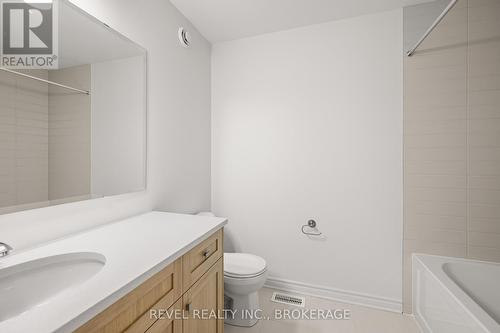 332 Dockside Drive, Kingston (Kingston East (Incl Barret Crt)), ON - Indoor Photo Showing Bathroom