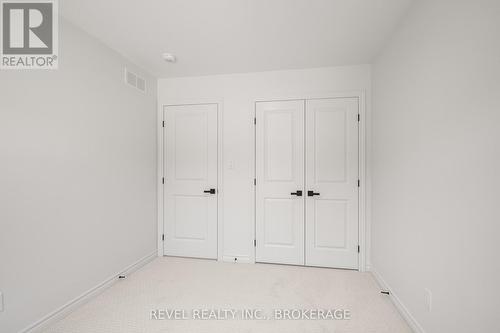 332 Dockside Drive, Kingston (Kingston East (Incl Barret Crt)), ON - Indoor Photo Showing Other Room