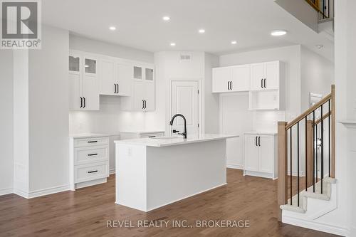 332 Dockside Drive, Kingston (Kingston East (Incl Barret Crt)), ON - Indoor Photo Showing Kitchen