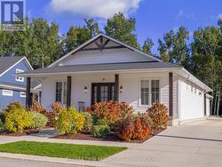 15 LAKEFOREST DRIVE  Saugeen Shores, ON N0H 2L0