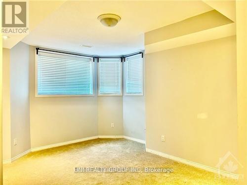 840 Longfields Drive, Ottawa, ON - Indoor Photo Showing Other Room