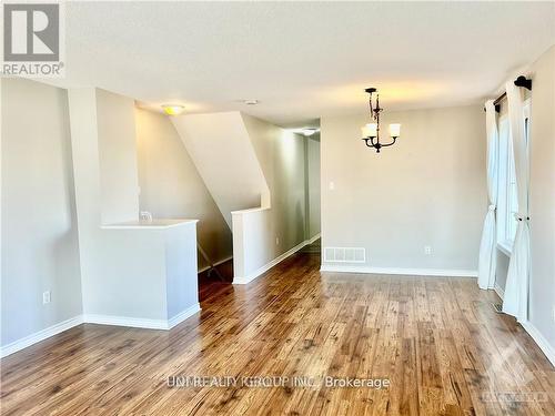 840 Longfields Drive, Ottawa, ON - Indoor Photo Showing Other Room