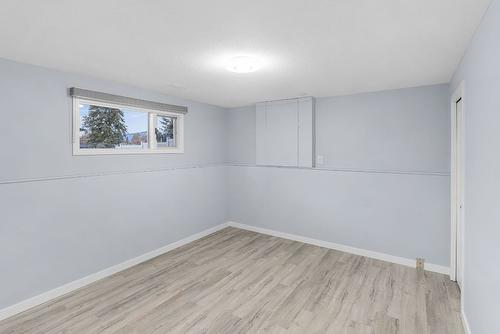 4611 Gordon Drive, Kelowna, BC - Indoor Photo Showing Other Room