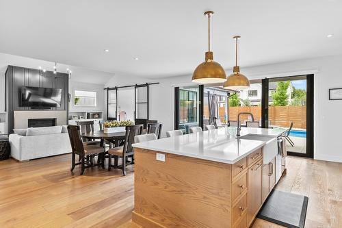 4243 Russo Street, Kelowna, BC - Indoor