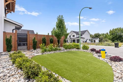 4243 Russo Street, Kelowna, BC - Outdoor